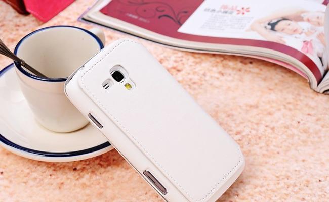 Webalizer是一款免费的应用程序，可用于分析网站服务器日志。这样一来，你就能更清楚地了解你的网站或服务器收到的流量大小。它是一种使用广泛的开源工具，提供了非常详细的报告。这个工具的使用和安装很简单，cPanel之类的许多高级托管控制面板使用该工具，为用户提供流量方面的详细信息。功能特性这款工具的功能很强大，足以解析不同格式的访问日志。它还可以从压缩文件中获取信息，不需要先解压缩文件。你从命令行和图形化用户界面都可以使用该工具，以你觉得方便的方式来查看报告。它支持多种语言，开发团队正在努力添加支持另外许多语言的功能。它能够解析任何大小或复杂程度的日志文件。它同时支持IPV4和IPV6，还有原生的地理位置服务和DNS服务器软件。在Ubuntu上安装和配置WebalizerWebalizer需要Apache网站服务器软件安装在Linux系统上，因为它要读取和解析Apache错误日志，从而分析流量。假如Apache之前没有安装在你的系统上，你试图看一看webalizer是如何工作的，那么启动终端，运行下面这个命令，即可将Apache安装在你的Ubuntu上：复制代码代码如下:sudo /etc/init.d/apache2 start现在启动你的浏览器，装入http://localhost，核实http在正常运行，它应该会显示诸如此类的页面：Apache默认页面注意：默认情况下，Apache的文档根目录是/var/www/html/，所以你需要把脚本放在这个位置，那样Apache网站服务器就能提供这些脚本。由于Apache已安装在我们的Ubuntu系统上并运行起来，现在运行下面这个命令，安装webalizer。恭喜你，webalizer已安装完毕。现在我们需要配置它。配置webalizer你可能也注意到，在安装过程中，webalizer目录已经创建在/var/www/路径上，我们需要把它移到/var/www/html，那样Apache才能顺利该目录。在终端上运行下面这个命令来完成这项任务。复制代码代码如下:sudo gedit /etc/webalizer/webalizer.conf务必要确保Apache访问日志文件路径在该文件中正确无误(下列屏幕截图中高亮显示的部分)。假如路径这一项出错，就纠正路径，并保存文件。好了，我们离成功只有一步之遥了。测试Webalizer配置运行下面这个命令，核实webalizer已成功安装和配置。测试webalizer启动浏览器，装入http://localhost/webalizer/ URL。它应该会装入webalizer页面，并且附有系统当前HTTP活动的报告。可以执行webalizer –h得到所有命令行参数：复制代码代码如下:#!/bin/shrun=/usr/sbin/webalizer$run -F clf -p -n 